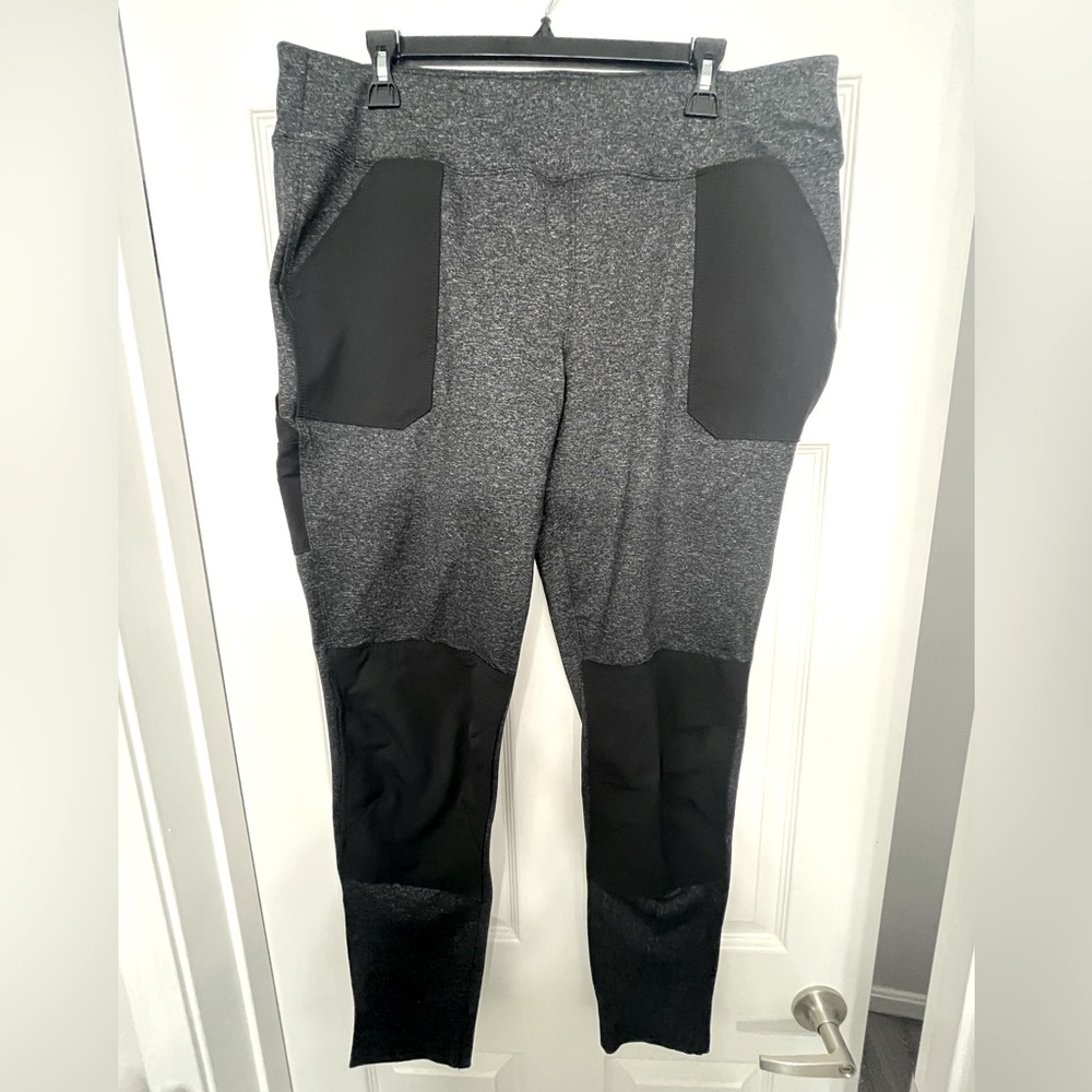 Carhartt women’s cargo leggings